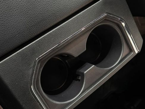 Used 2019 Ford Expedition XLT w/ Equipment Group 202A image 35