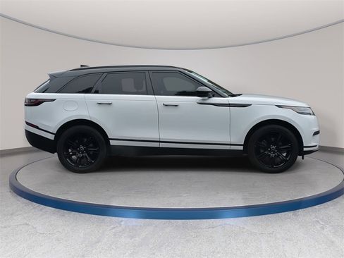 Used 2019 Land Rover Range Rover Velar S image 5