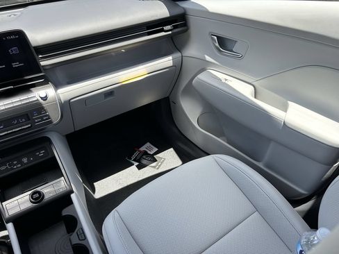 New 2026 Hyundai Kona Limited FWD image 19