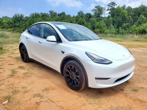 Used 2020 Tesla Model Y Long Range AWD/4WD image 15