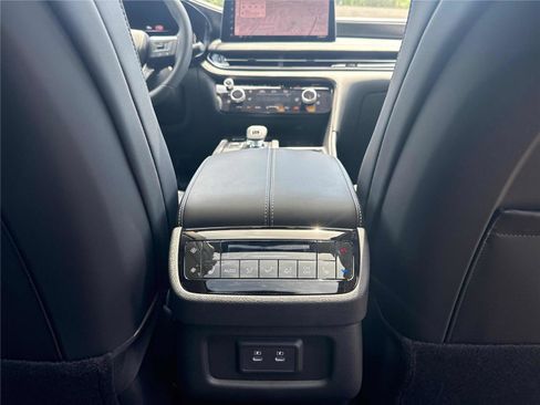 New 2027 INFINITI QX60 Luxe FWD image 31