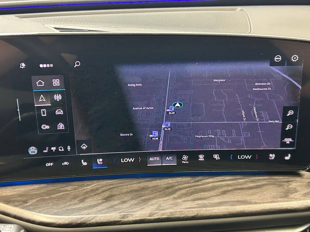 Certified 2025 Audi Q5 Premium w/ Premium Plus AWD/4WD image 16