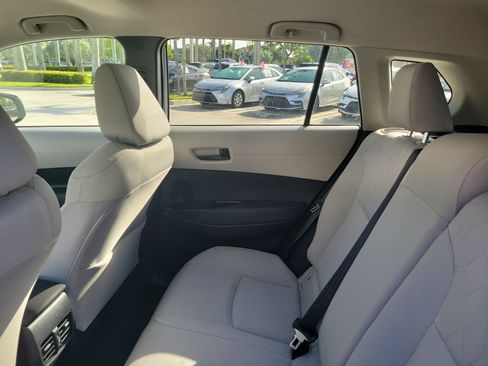 Used 2026 Toyota Corolla Cross LE FWD image 14