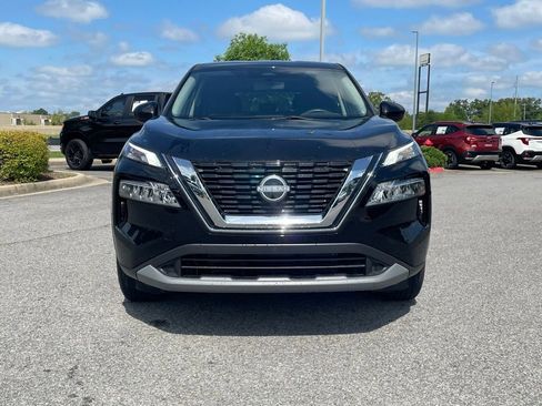 Used 2023 Nissan Rogue SV AWD/4WD image 2