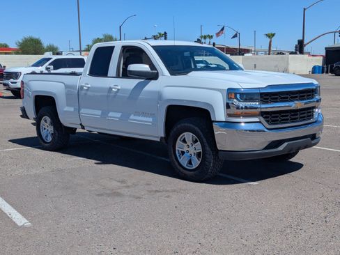 Used 2018 Chevrolet Silverado 1500 LT RWD image 7