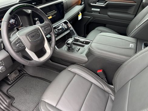 New 2026 GMC Sierra 1500 Denali AWD/4WD image 11