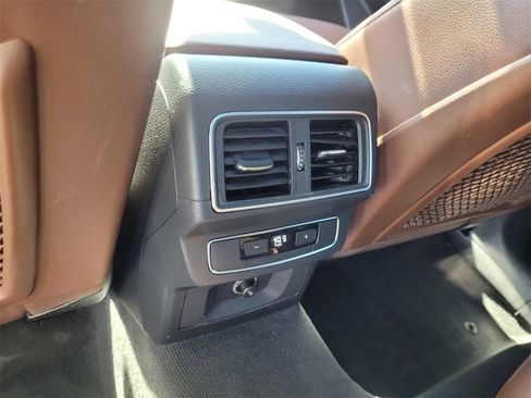 Used 2018 Audi Q5 2.0T Premium Plus w/ Premium Plus Package image 7