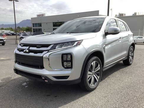 Used 2020 Mitsubishi Outlander Sport SE AWD/4WD image 25