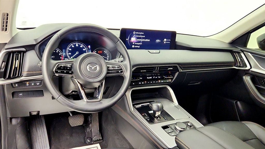 Used 2025 MAZDA CX-90 3.3 Turbo w/ Preferred Package AWD/4WD image 14