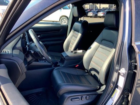 Used 2025 Honda CR-V Sport-L image 8