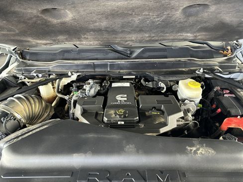 Used 2024 RAM 2500 Big Horn w/ Off Road Package image 32