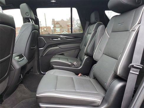 Certified 2023 Cadillac Escalade Sport image 28