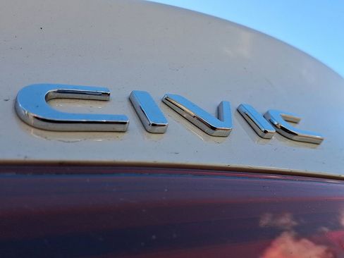 Certified 2025 Honda Civic Sport image 30