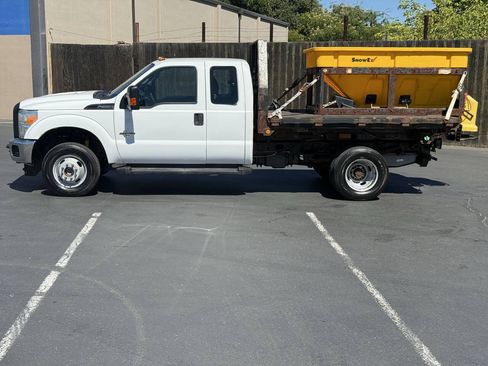 Used 2015 Ford F350 XL w/ Power Equipment Group AWD/4WD image 4