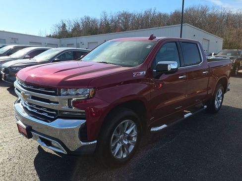 Used 2022 Chevrolet Silverado 1500 LTZ image 4