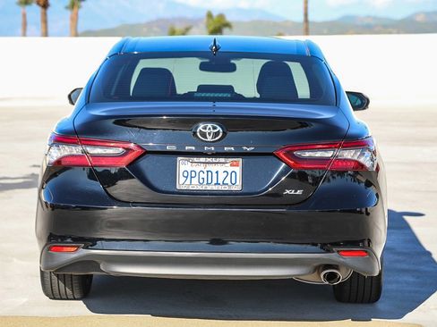 Used 2024 Toyota Camry XLE image 6