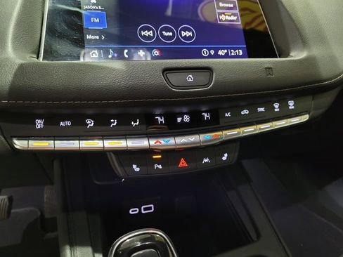 Used 2021 Cadillac XT4 Luxury w/ Driver Awareness Package image 35