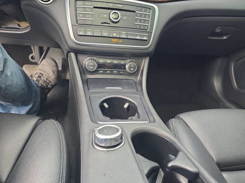 Used 2016 Mercedes-Benz GLA 250 4MATIC image 32