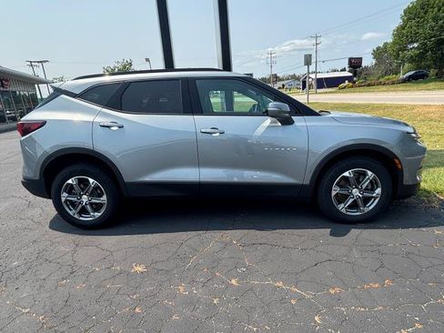 Used 2023 Chevrolet Blazer LT w/ LPO, Floor Liner Package AWD/4WD image 5