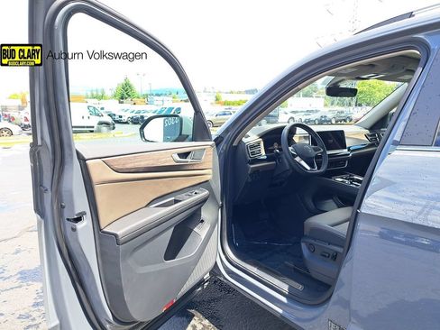 New 2026 Volkswagen Atlas SEL AWD/4WD image 25
