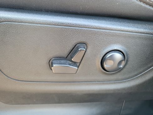 Used 2023 RAM 1500 Big Horn AWD/4WD image 16