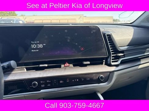 Used 2024 Kia Sportage EX FWD image 17