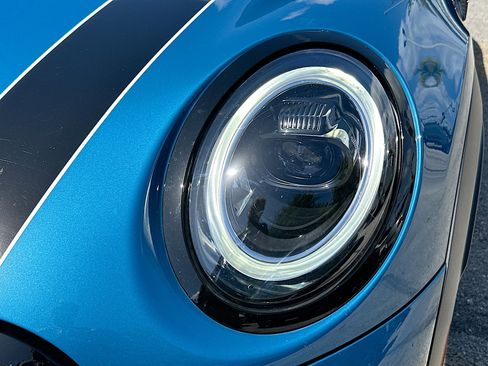 Certified 2024 MINI Cooper S image 31