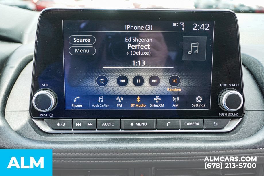 Used 2024 Nissan Rogue S FWD image 35