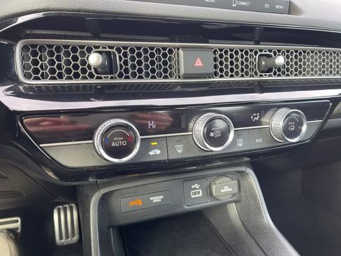 Certified 2024 Honda Civic Sport image 25