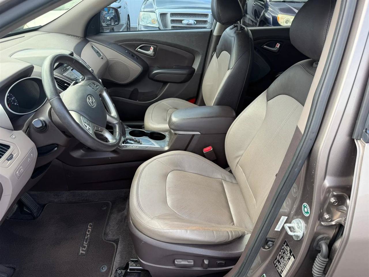 Used 2013 Hyundai Tucson Limited FWD image 22