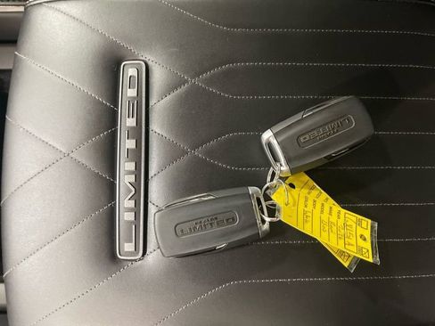 Used 2026 RAM 1500 Limited AWD/4WD image 22