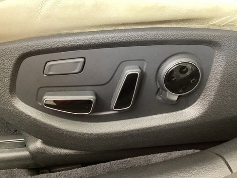 Used 2016 Hyundai Genesis 3.8 w/ Option Group 04 image 12