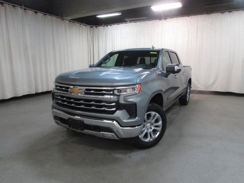 New 2025 Chevrolet Silverado 1500 LTZ w/ LTZ Premium Package image 12