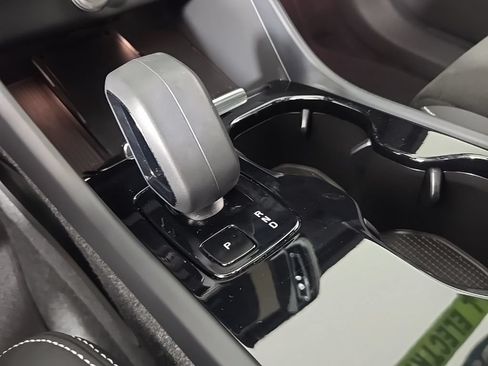 Certified 2023 Volvo XC40 Recharge Plus AWD/4WD image 26