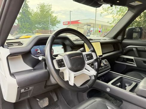 Used 2022 Land Rover Defender 110 XS Edition AWD/4WD image 14