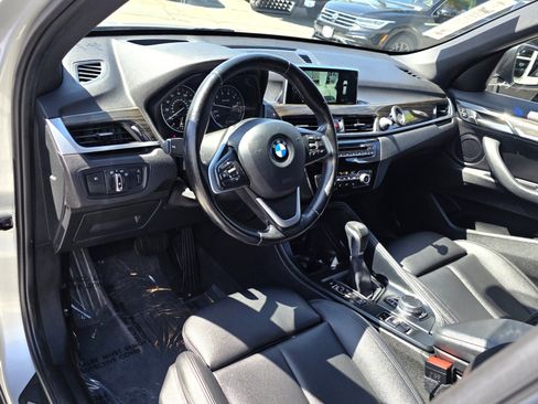 Used 2017 BMW X1 xDrive28i AWD/4WD image 10