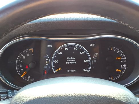 Used 2021 Jeep Grand Cherokee Laredo X image 15