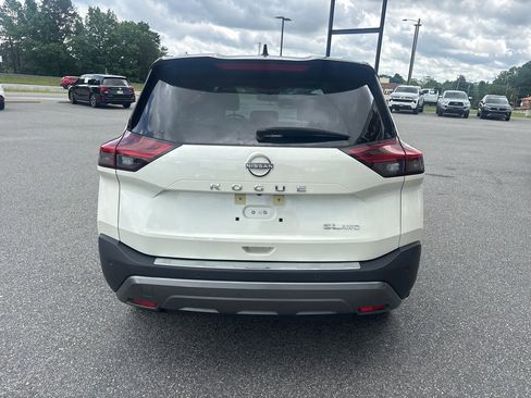 Used 2023 Nissan Rogue SL AWD/4WD image 7