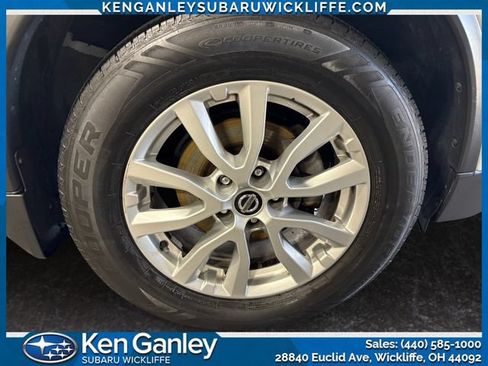 Used 2018 Nissan Rogue SV AWD/4WD image 22