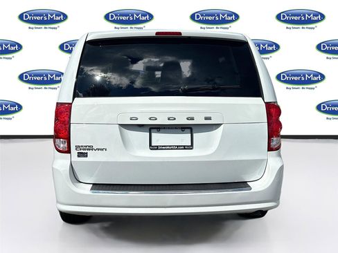 Used 2019 Dodge Grand Caravan SE image 7