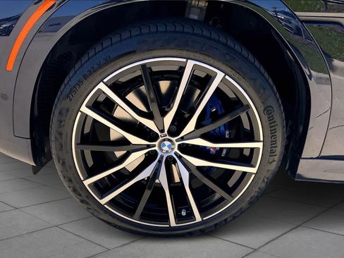 Certified 2023 BMW X6 M50i w/ Executive Package image 10
