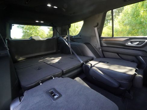Used 2024 Chevrolet Tahoe High Country AWD/4WD image 33