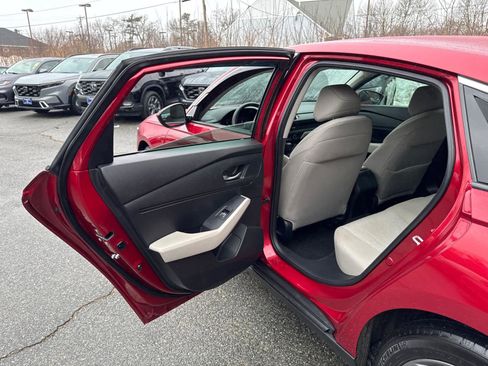 Used 2024 Honda Accord EX image 28