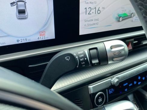 Used 2025 Hyundai Ioniq 6 SE image 17