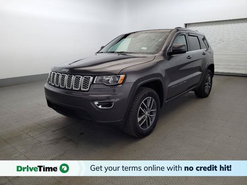 Used 2018 Jeep Grand Cherokee Laredo AWD/4WD image 1