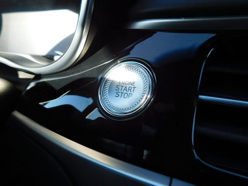 Used 2026 Genesis G70 3.3T Sport Prestige image 21