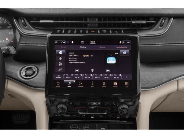 Used 2022 Jeep Grand Cherokee L Limited AWD/4WD image 13