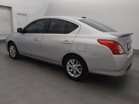 Used 2018 Nissan Versa SV w/ SV Special Edition Package FWD image 3