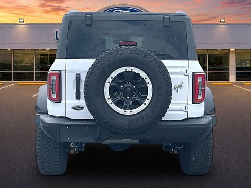 Used 2023 Ford Bronco Badlands AWD/4WD image 4