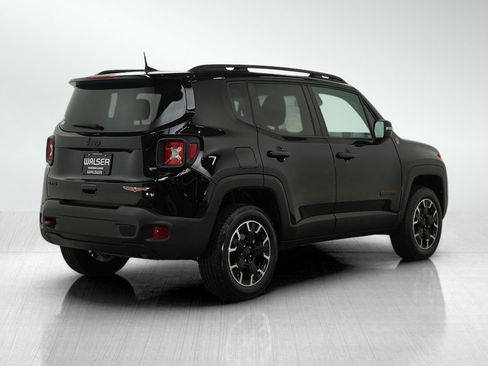Used 2023 Jeep Renegade Trailhawk image 5